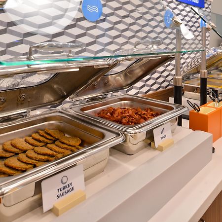 Holiday Inn Express & Suites - Staunton By Ihg Dış mekan fotoğraf