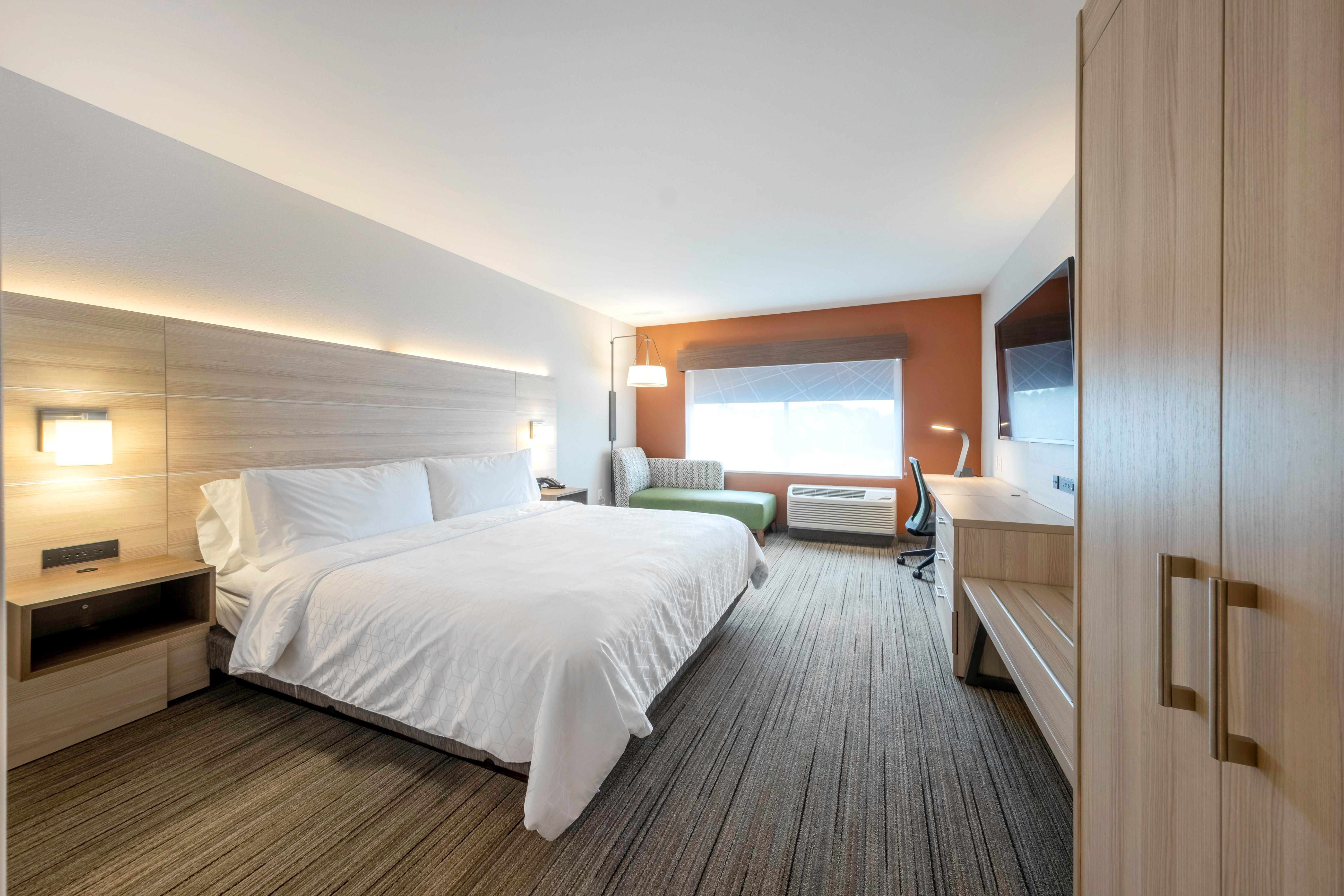 Holiday Inn Express & Suites - Staunton By Ihg Dış mekan fotoğraf