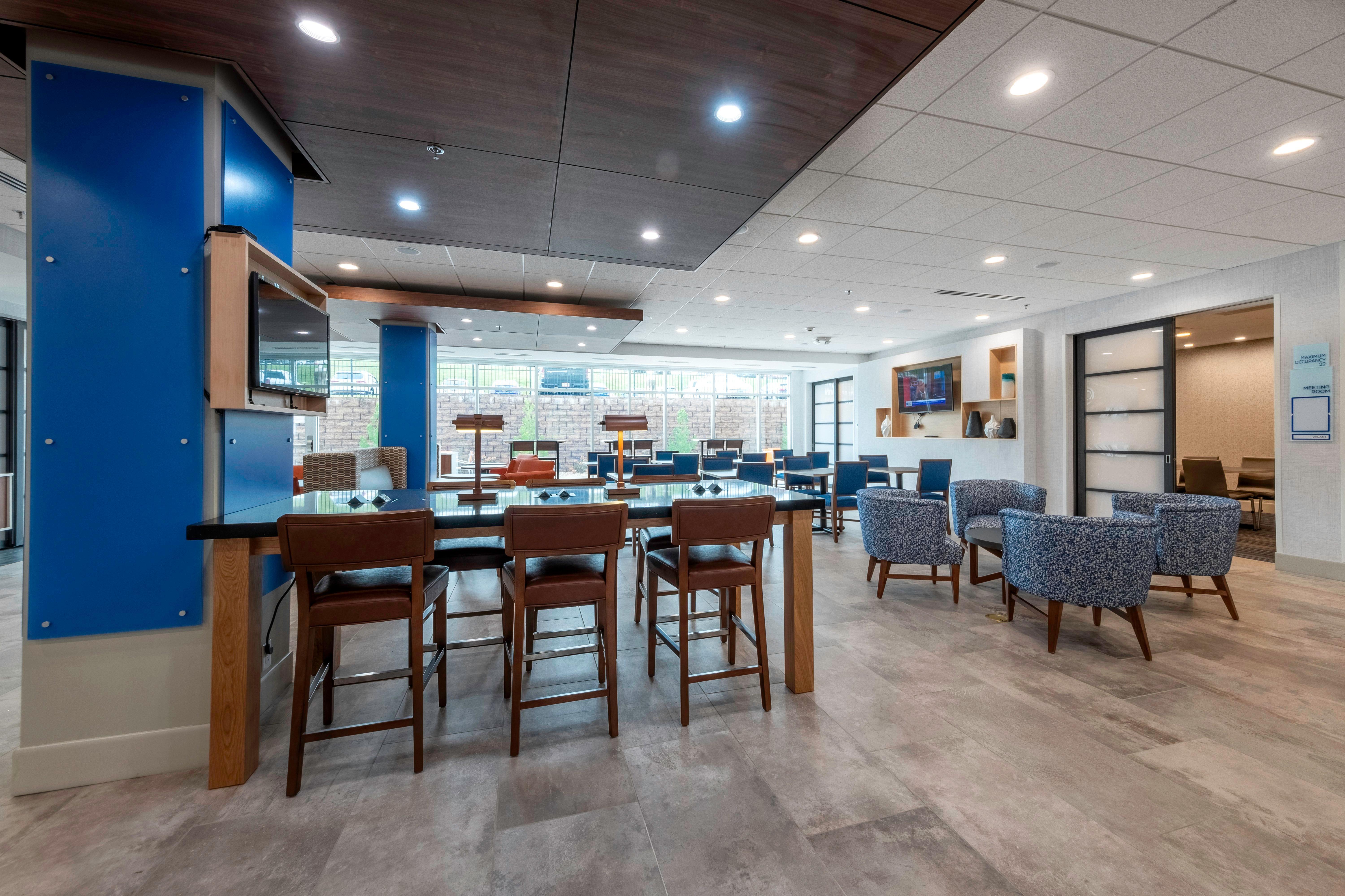 Holiday Inn Express & Suites - Staunton By Ihg Dış mekan fotoğraf