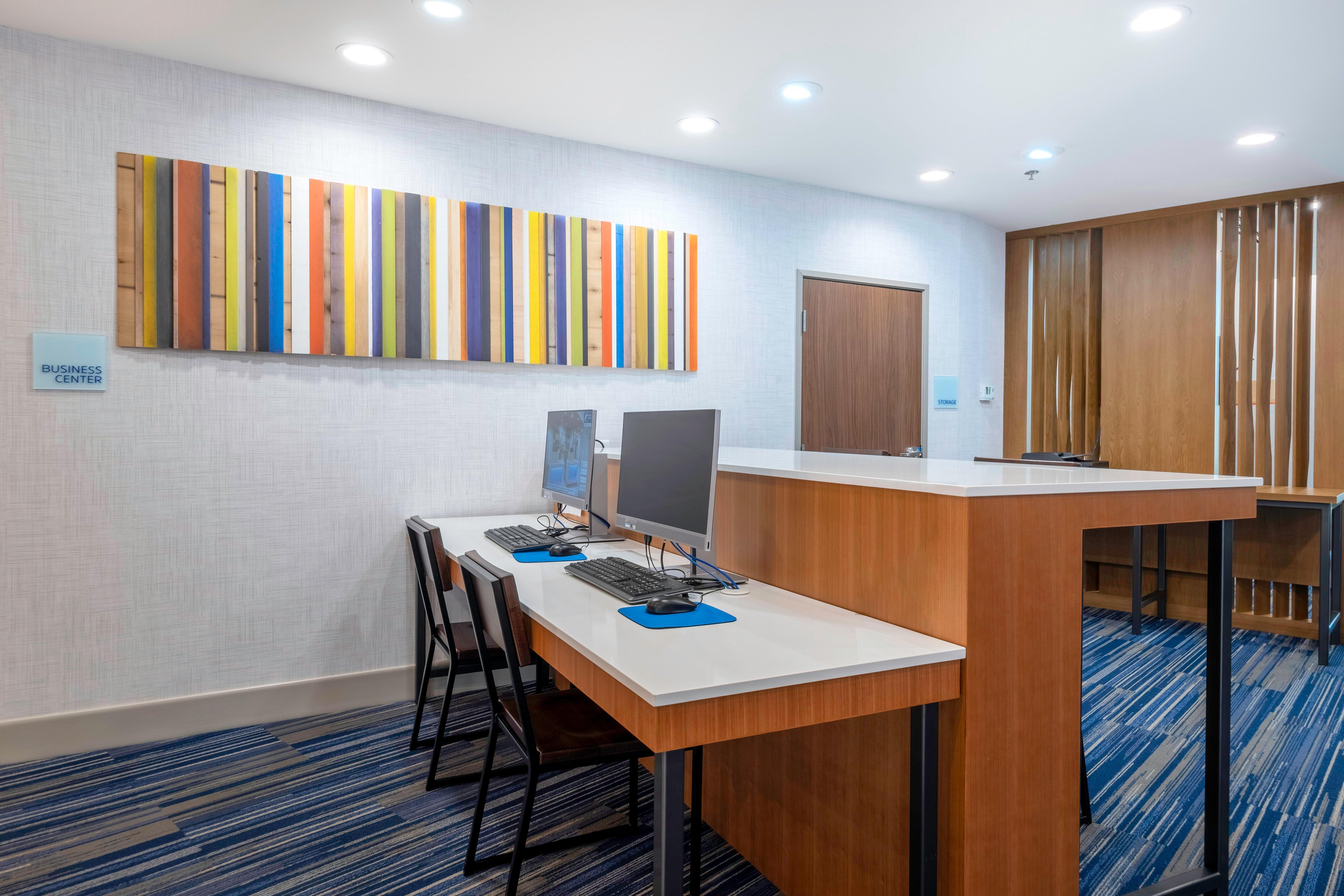 Holiday Inn Express & Suites - Staunton By Ihg Dış mekan fotoğraf