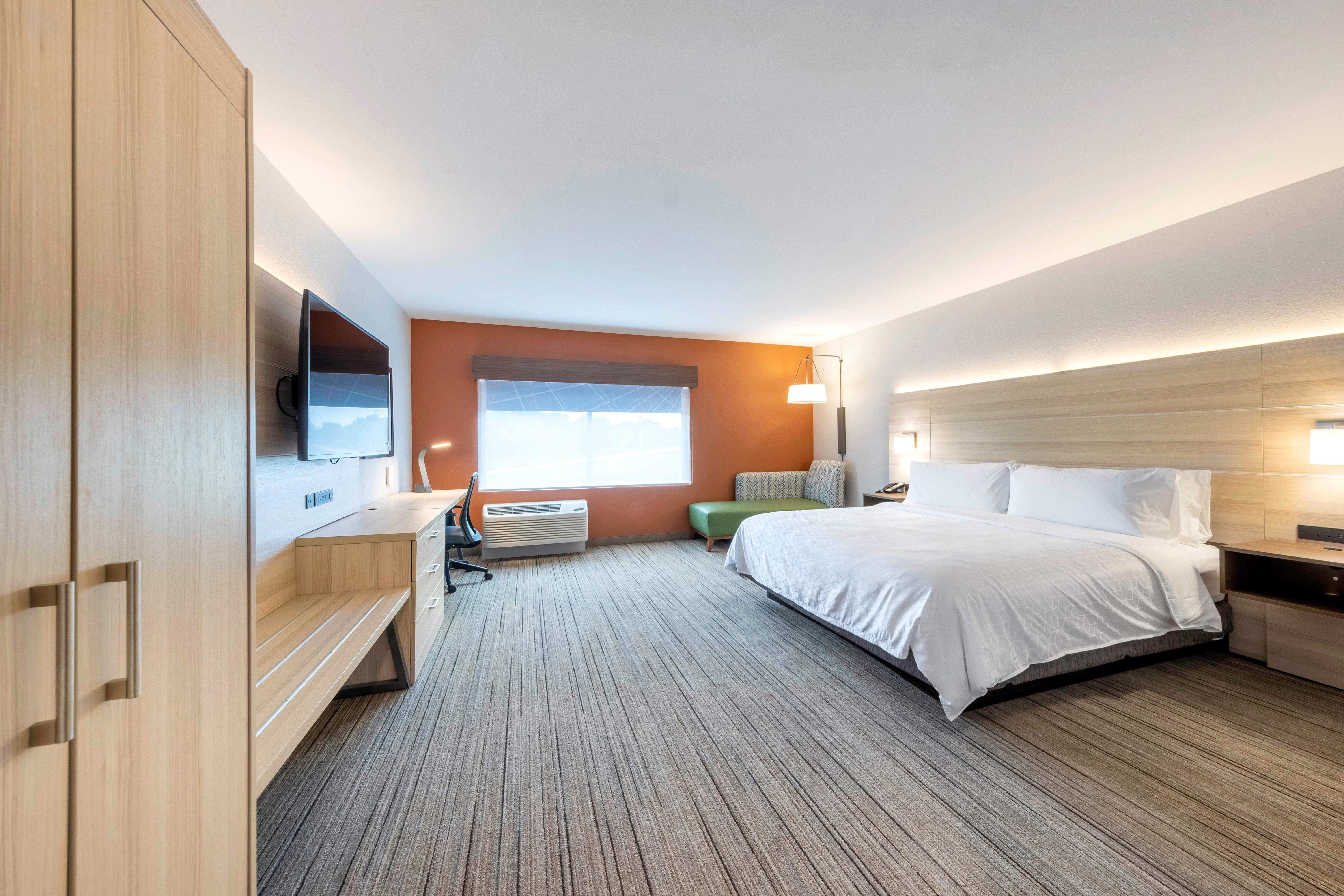 Holiday Inn Express & Suites - Staunton By Ihg Dış mekan fotoğraf
